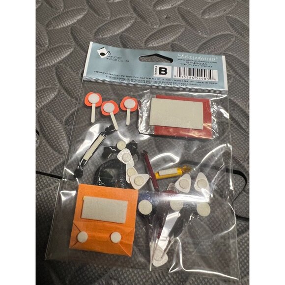 JOLEE'S Boutique Stickers TRICK OR TREAT Halloween Candy 3D Jolees Vintage Card - Picture 2 of 4